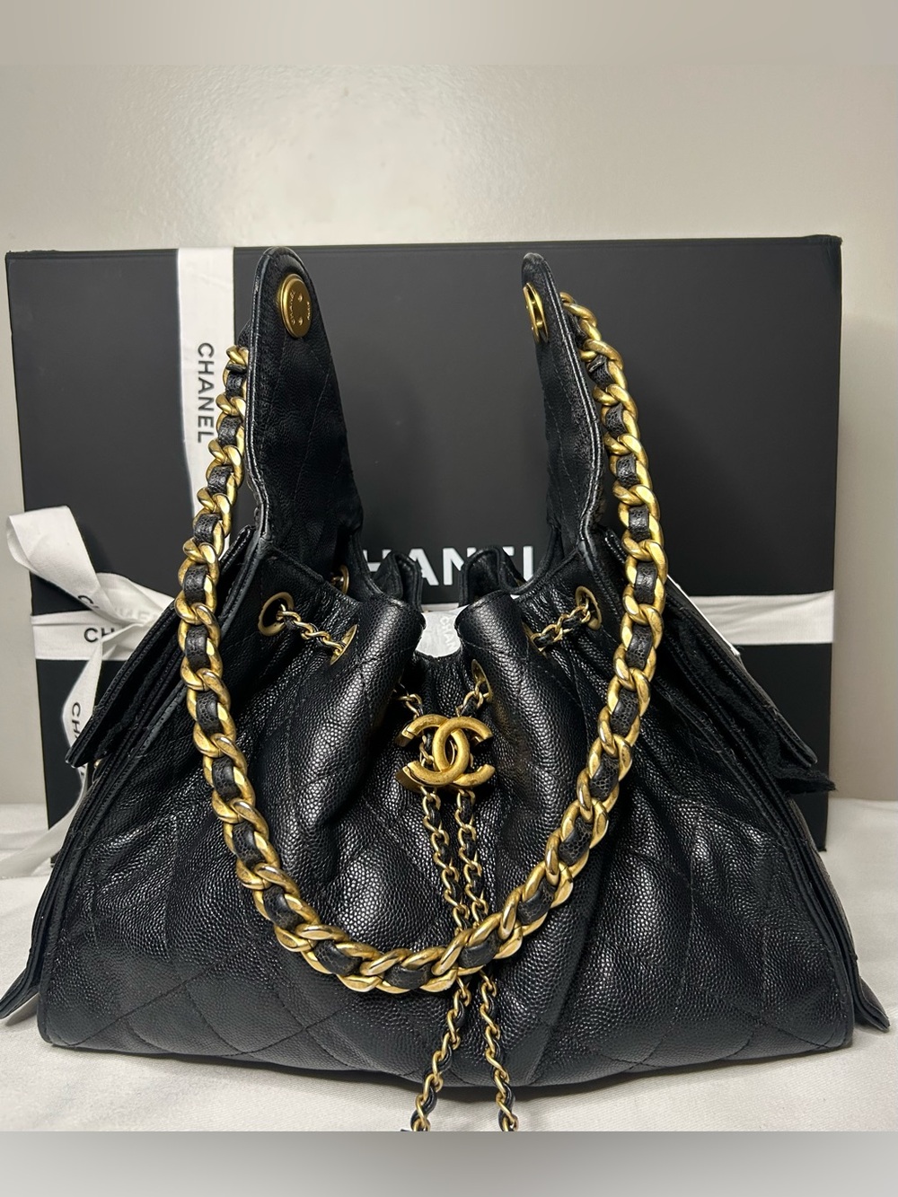 CHANEL 25 Small Hobo Quilted Caviar Leather Handbag Black *Receipt & Tag*